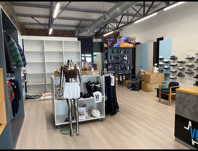 100M² RETAIL TO LET IN WESTLAKE